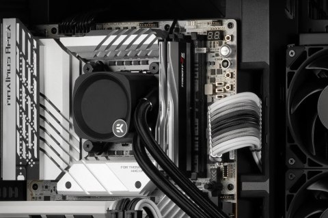 Chłodzenie wodne EK Water Blocks EK Nucleus AIO CR360 Dark, CPU