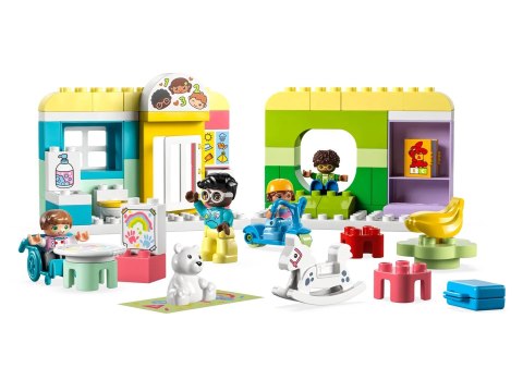 LEGO 10992 DUPLO Town Dzień z życia w żłobku p2