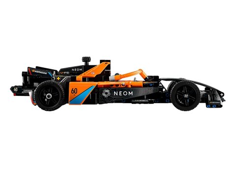 LEGO 42169 TECHNIC NEOM McLaren Formula E Race Car p4