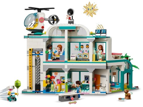 LEGO 42621 FRIENDS Szpital w mieście Heartlake p4