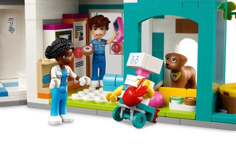 LEGO 42621 FRIENDS Szpital w mieście Heartlake p4