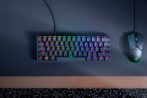 Razer | Łowca Mini 60% | Klawiatura do gier | Opto-mechaniczny | Światło LED RGB | NORD | Czarny | Przewodowy