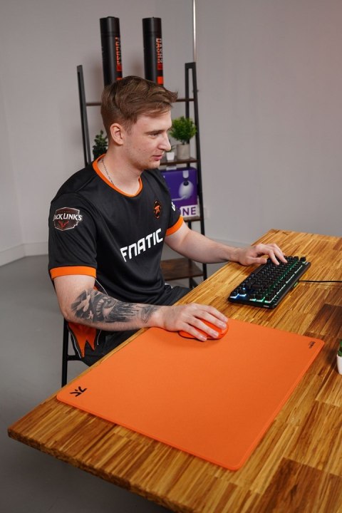 Fnatic Focus3 MAX L Podkładka dla graczy Pomarańczowy