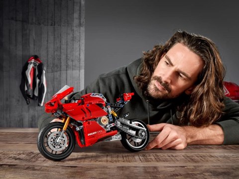 LEGO 42107 Ducati Panigale V4 R