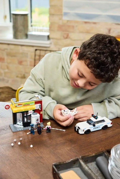 LEGO MARVEL SUPER HEROES 76311 Miles Morales kontra Spot LEGO MARVEL SUPER HEROES 76311 Miles Morales kontra Spot