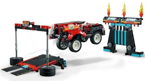 LEGO Technic 42106 - Furgonetka i motocykl kaskaderski LEGO Technic 42106 - Furgonetka i motocykl kaskaderski