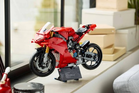LEGO TECHNIC 42202 Motocykl Ducati Panigale V4 S LEGO TECHNIC 42202 Motocykl Ducati Panigale V4 S