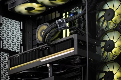 Actina iCUE i7-14700KF/32GB/2TB/RTX5080/1000W Actina iCUE i7-14700KF/32GB/2TB/RTX5080/1000W