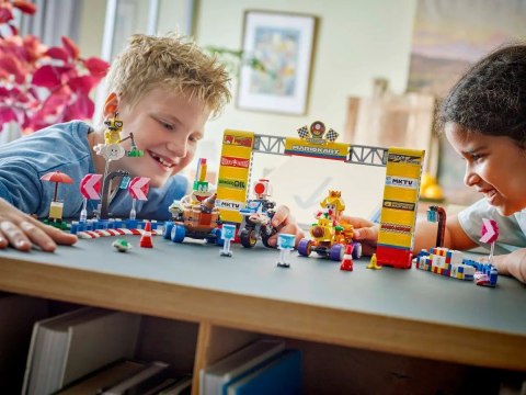 LEGO SUPER MARIO 72036 Mario Kart - Zestaw Baby Peach i Grand Prix LEGO SUPER MARIO 72036 Mario Kart - Zestaw Baby Peach i Grand Prix