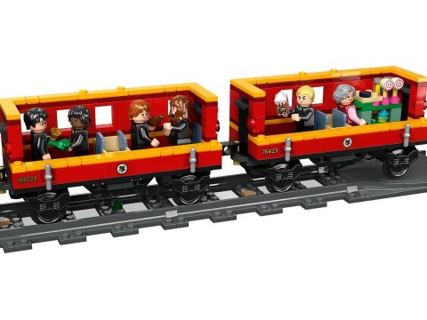 LEGO Harry Potter 76423 Ekspres do Hogwartu i stacja w Hogsmeade LEGO Harry Potter 76423 Ekspres do Hogwartu i stacja w Hogsmeade