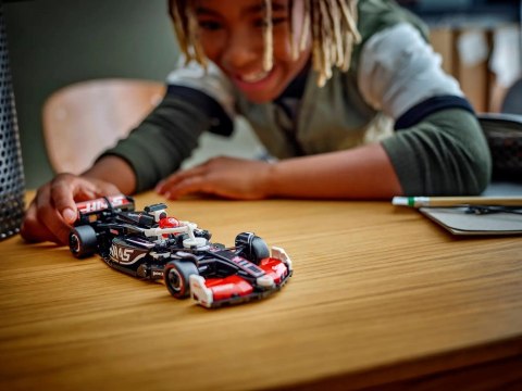 LEGO Speed Champions 77250 Bolid F1® MoneyGram Haas Team VF-24 LEGO Speed Champions 77250 Bolid F1® MoneyGram Haas Team VF-24