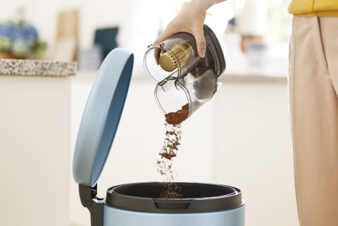 Philips 8000 series Odkurzacz bezprzewodowy z nasadką zasysającą 360° Philips 8000 series Odkurzacz bezprzewodowy z nasadką zasysającą 360°