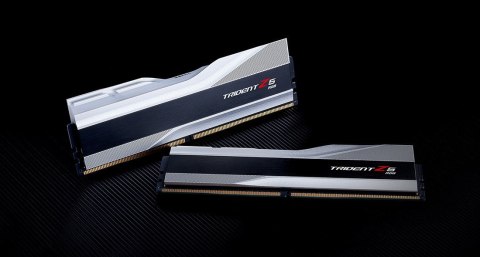 G.SKILL 32GB zestaw DDR5 5600 CL28 Trident Z5 RGB srebrny G.SKILL 32GB zestaw DDR5 5600 CL28 Trident Z5 RGB srebrny