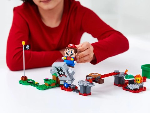 LEGO SUPER MARIO 71364 ZESTAW ROZSZERZAJĄCY - TARAPATY W FORCIE WHOMPA LEGO SUPER MARIO 71364 ZESTAW ROZSZERZAJĄCY - TARAPATY W FORCIE WHOMPA