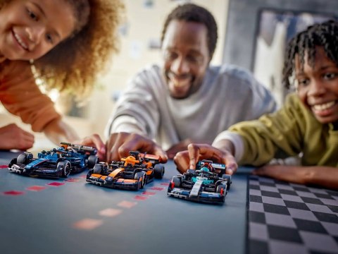 LEGO Speed Champions 77244 Bolid F1 Mercedes-AMG W15 LEGO Speed Champions 77244 Bolid F1 Mercedes-AMG W15